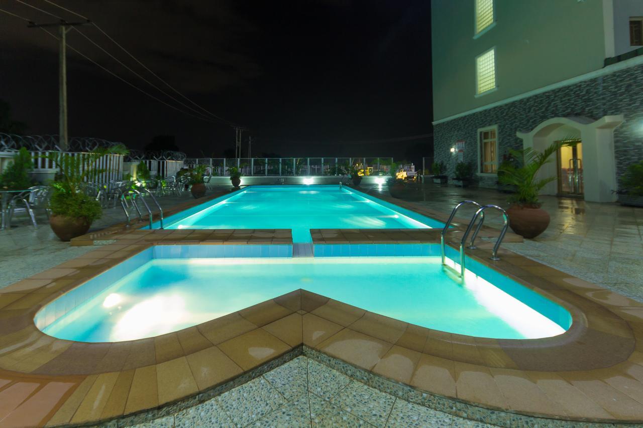 Hotel Reno Abuja Exterior photo